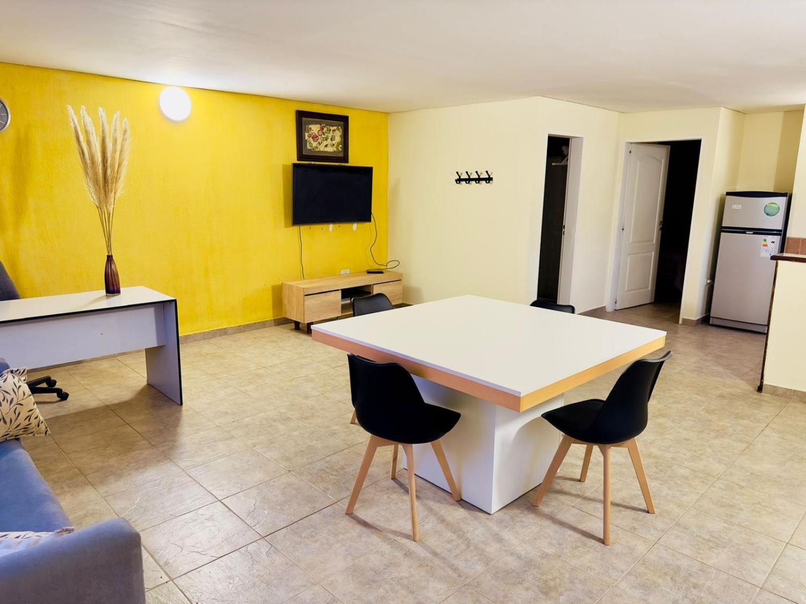 Terminal Suites Ελ Καλαφάτε Εξωτερικό φωτογραφία
